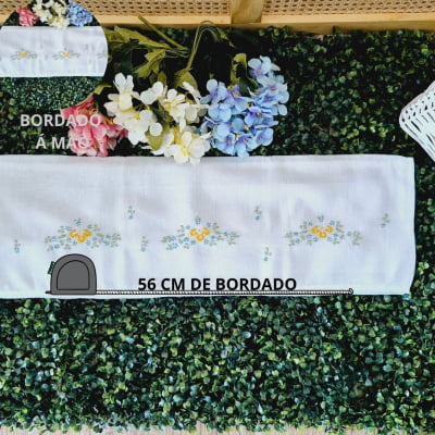 KIT LUXO FRALDA BORDADA Á MÃO FLORAL LAÇO AMARELO - 2 UNID.