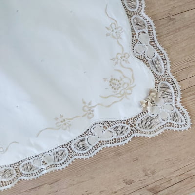 KIT MATERNIDADE RENDA RENASCENÇA BEGE   - 2 PEÇAS ( MANTA  + PAGÃO  )  