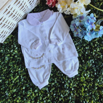 Pijama infantil bordado á mão lavanda floral