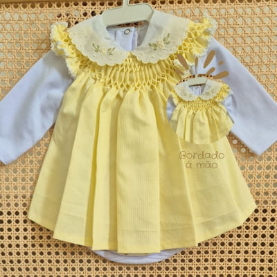 Saída de maternidade casinha de abelha amarela ( Vestido + Body )  