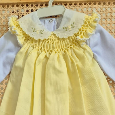 Saída de maternidade casinha de abelha amarela ( Vestido + Body )  