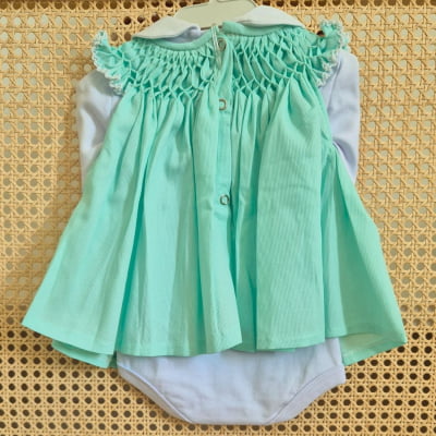 Saída de maternidade casinha de abelha verde ( Vestido + Body )  