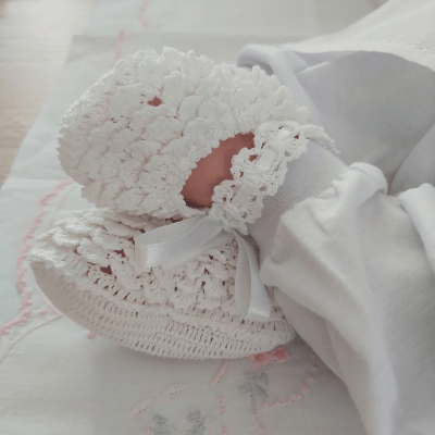 Sapatinho com luvinha mercê crochê branco - 0 á 3 meses
